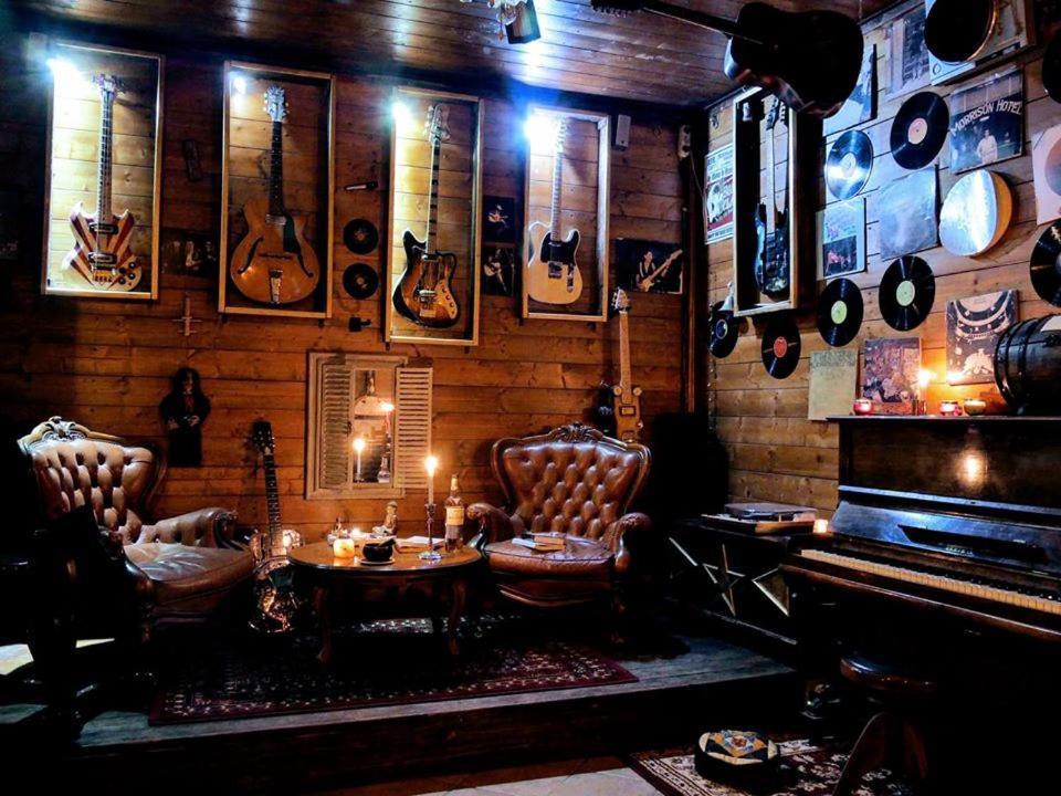 Pirola Music Ranch Guest House B&B Романо-ди-Ломбардия Экстерьер фото